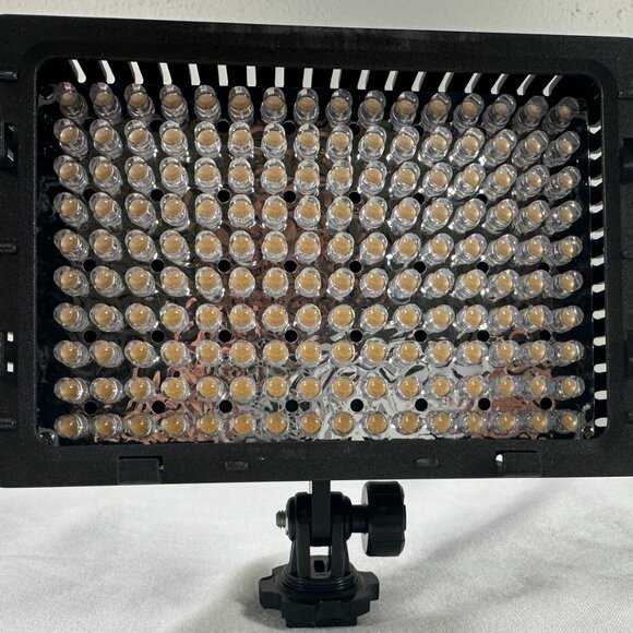 Neewer CN-160 Adjustable & Dimmable 5600K/3200K LED Video Camera Lighting Panel - Picture 14 of 15